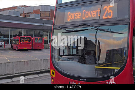 Gorse Covert 25 autobus a Warrington Interchange,Centro Storico,WBC,Cheshire, Inghilterra, Regno Unito Foto Stock