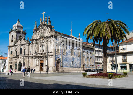 Igreja da Ordem Terceira de Nossa Senhora do Carmo Chiesa a Placa Carlos Alberto, Porto, Portogallo Foto Stock