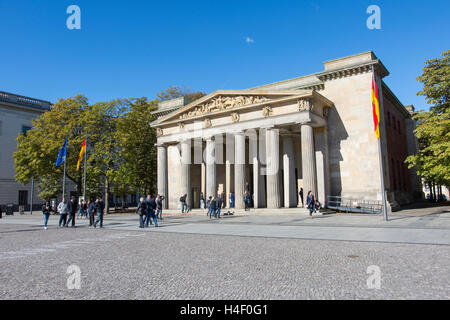 Una vista della Neue Wache di Berlino Foto Stock