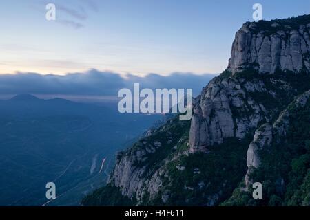 Monastero di Montserrat vista presa all'alba Foto Stock