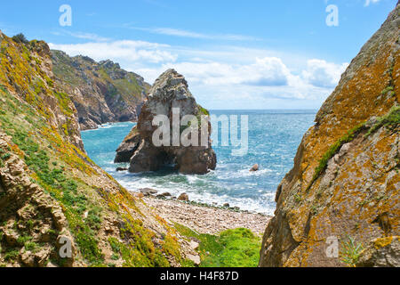 Spiaggia rocciosa del Cabo da Roca Foto Stock