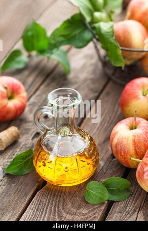 Apple di aceto di sidro Foto Stock