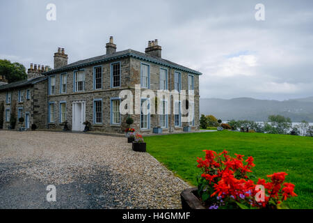 English Country Manor House nel distretto del lago dal Lago Windemere Foto Stock