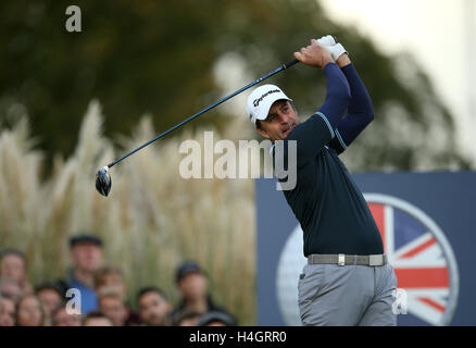 La Svezia Peter Hanson durante il giorno quattro del British Masters al Grove, Chandler Cross. Foto Stock