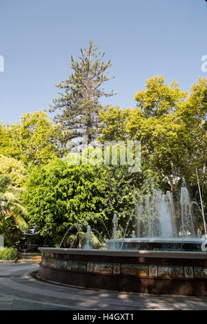 Paseo de la Alameda - Alameda a piedi. Marbella Costa del Sol, provincia di Malaga, Andalusia, Spagna. Foto Stock