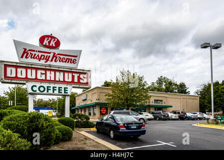 Ciambelle Krispy Kreme, 6332 Richmond Highway Alexandria, VA Foto Stock