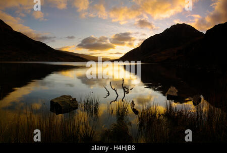 Llyn Ogwen, Valle di Ogwen, Snowdonia, Foto Stock