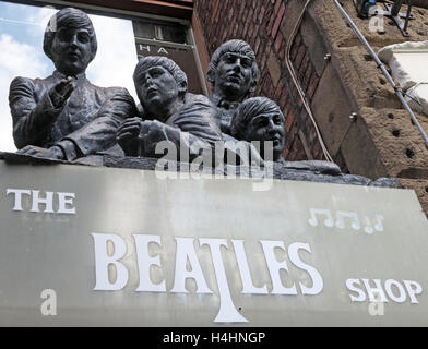 Beatles shop - Mathew Street,Beatles Cavern passeggiate, Liverpool, Merseyside,Inghilterra Foto Stock