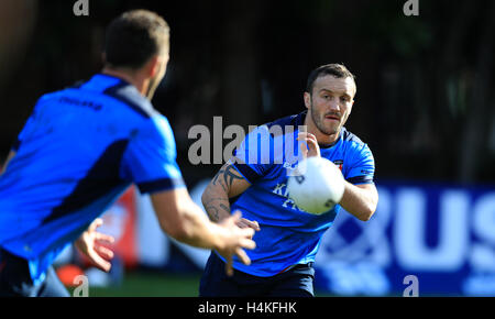 L'Inghilterra del Josh Hodgson durante la sessione di formazione presso la Onorevole Compagnia di Artiglieria, Londra. Foto Stock