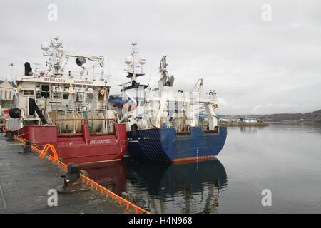 La pesca trawers al Porto di Killybegs Co Donegal Irlanda Foto Stock