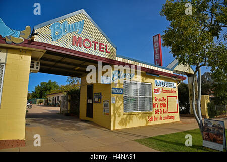 Bluey motel nel centro di Lightning Ridge un opale città mineraria in outback australia Foto Stock