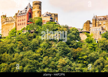 Il castello di Schönburg, la Gola del Reno, Germania, Europa Foto Stock