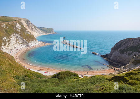 Man o' guerra spiaggia nelle vicinanze Lulworth nel Dorset England Regno Unito Regno Unito Foto Stock