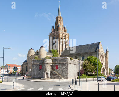 Église Notre-dame de Calais o la chiesa di Nostra Signora a Calais, Francia Foto Stock