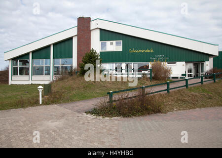 Schwimmdock piscina interna, Spiekeroog Island, Frisia orientale, Bassa Sassonia Foto Stock