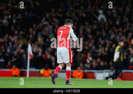 Londra, Regno Unito. Xix oct, 2016. Alexis Sanchez (Arsenal) Calcio/Calcetto : Alexis Sanchez di Arsenal durante la UEFA Champions League match tra Arsenal e Ludogorets Razgrad all'Emirates Stadium di Londra, in Inghilterra . Credito: AFLO/Alamy Live News Foto Stock