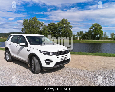 Dh scoperta sport LAND ROVER UK LAND ROVER DISCOVERY suv 4x4 bianco auto landrover Foto Stock