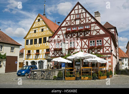 Town Hall e inn, Prichsenstadt, bassa Franconia, Bavaria Foto Stock