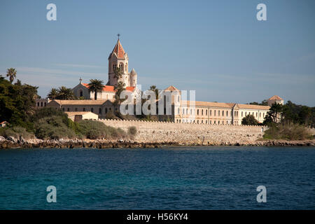 Monastero cistercense sull isola di Saint Honorat, île Saint-Honorat, Lerins, Côte d'Azur, in Francia, in Europa Foto Stock