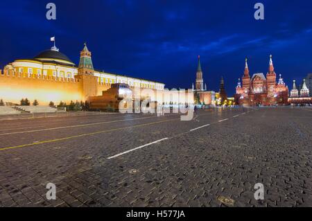 Vista notturna nella Piazza Rossa di Mosca, Russia Foto Stock