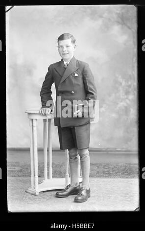 Il titolo D1422 B76301 o 03 si riferisce probabilmente a un numero di catalogo specifico o a un riferimento in una raccolta di archivio. È necessario un ulteriore contesto per identificare l'oggetto del presente titolo. Foto Stock