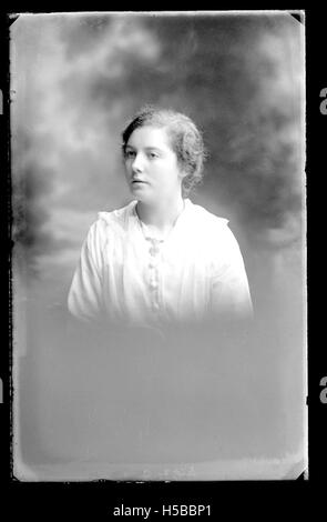 Questo titolo si riferisce probabilmente a un numero di riferimento di catalogo o archivio per un oggetto o documento specifico all'interno di una raccolta. Potrebbe indicare un particolare elemento correlato a registrazioni o artefatti storici. Foto Stock