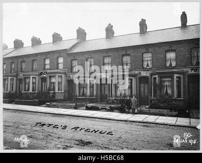 Un riferimento a una sezione specifica di un piano che mostra proprietà o terreni ai sensi delle normative B.C.A. (Building Control Act) del 1911. Questo documento verosimilmente riguarda la storia dell'architettura o dell'urbanistica. Foto Stock