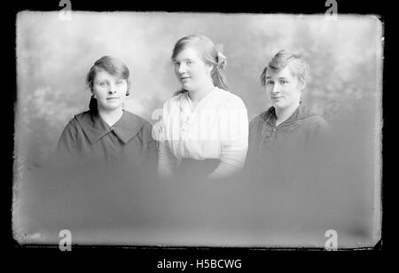 Questo titolo si riferisce a un record o riferimento di archivio numerato (D1422B76378 G 006A), che probabilmente identifica un oggetto o un documento storico specifico, senza ulteriori contesti. Foto Stock