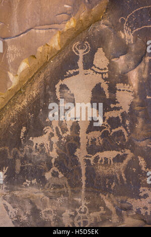 Utah, Newspaper Rock membro Monumento storico, incisioni rupestri Foto Stock