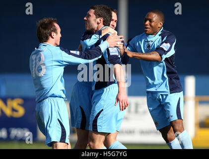 Grays celebrano il loro primo gol segnato da Jon Ashton (seconda a sinistra) - Grays Athletic vs Torquay Regno - Blue Square Premier al nuovo Rec - 01/03/08 Foto Stock