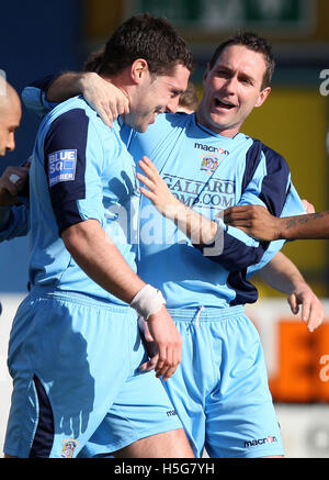 Grays celebrano il loro primo gol segnato da Jon Ashton (sinistra) - Grays Athletic vs Torquay Regno - Blue Square Premier al nuovo Rec - 01/03/08 Foto Stock