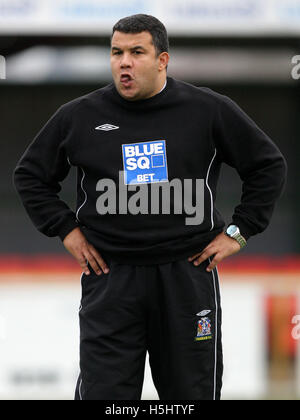 Thurrock manager Hakan Hayrettin - Thurrock vs Atletico di Fisher - Blue Square South a nave Lane - 03/11/07 Foto Stock