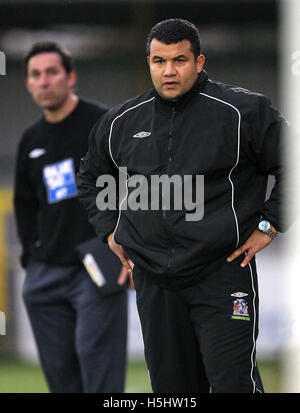 Thurrock manager Hakan Hayrettin - Thurrock vs Atletico di Fisher - Blue Square South a nave Lane - 03/11/07 Foto Stock