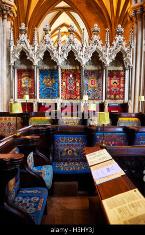 Il coro medievale della Cattedrale di Wells costruito nei primi inglese in stile gotico in 1175, Wells Somerset, Inghilterra Foto Stock