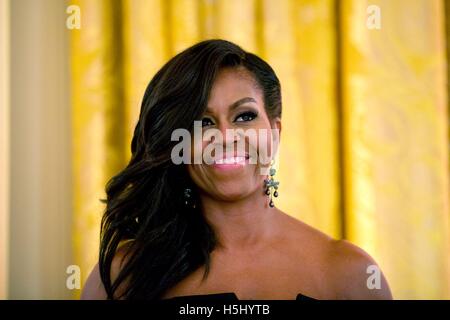 La First Lady Michelle Obama alla cena di Stato per il presidente cinese Xi Jinping al White House East stanza 25 Settembre 2015 a Washington, DC. Foto Stock