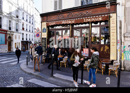 Café parigini, Montmartre, Parigi, Francia Foto Stock