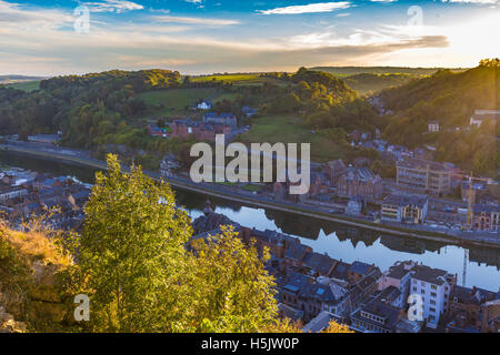 Vista aerea di Dinant Belgio e il fiume Meuse Foto Stock