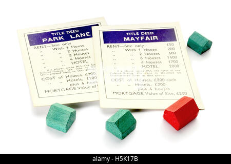 Vintage British gioco Monopoli (Park Lane e Mayfair titolo andando carte) circa 1940 Foto Stock