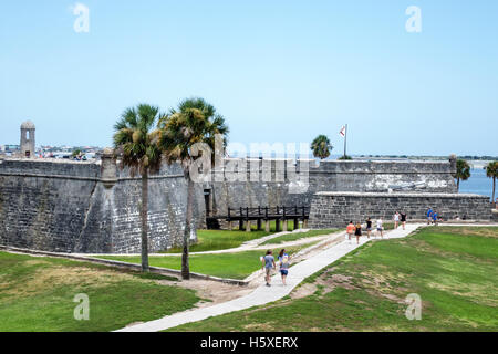 St. Augustine Florida, Castillo de San Marcos Monumento Nazionale, forte storico, muratura coquina, muro, visitatori viaggio turismo turistico Foto Stock