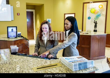 St. Augustine Florida,World Golf Village Renaissance St. Augustine Resort,hotel,alloggio,lobby,interno,reception check in reception rese Foto Stock