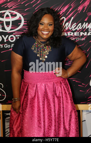 Tasha Cobbs assiste il tappeto rosso al 2015 Soul Train Awards presso l'Orleans Arena sul novembre 6th, 2015 a Las Vegas, Nevada. Foto Stock