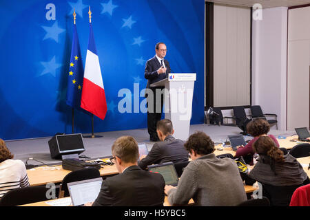 Bruxelles, Belgio. 20 ottobre, 2016. Il Presidente francese offre un discorso durante una conferenza stampa a Bruxelles. Credito: Paul-Marie Guyon/Alamy Live News Foto Stock