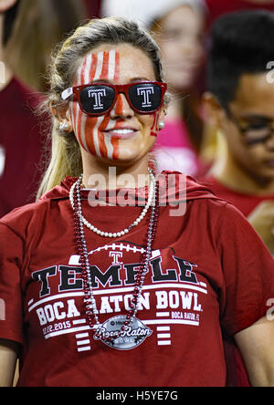 Philadelphia, Pennsylvania, USA. Xxi oct, 2016. Tempio ventola durante la partita contro la USF tenutosi presso il Lincoln Financial Field di Philadelphia PA Credito: Ricky Fitchett/ZUMA filo/Alamy Live News Foto Stock
