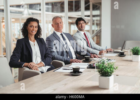 Motori ed agitatori in azienda Foto Stock