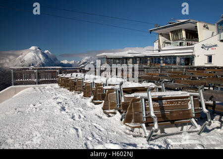 Rosshuette stazione di montagna, 1760m, terrazza panoramica, ristorante, Seefeld in Tirolo, Austria, Europa Foto Stock