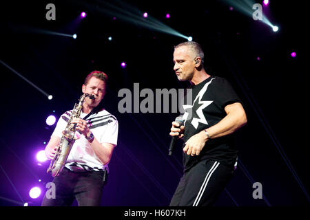 Eros Ramazzotti e Joe Leader durante Perfetto World Tour 2015 Foto Stock