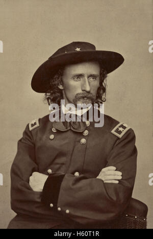 Il maggiore generale George Armstrong Custer, ritratto in uniforme, Union Army, USA, 1865 Foto Stock