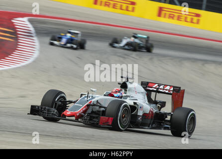 Austin, Texas, Stati Uniti d'America. 23 Ott, 2016. 2016 Formula 1, circuito dell'America's, #8 Romain Grosjean HAAS F1 Team a sua volta 13. Credito: Hoss Mcbain/ZUMA filo/Alamy Live News Foto Stock