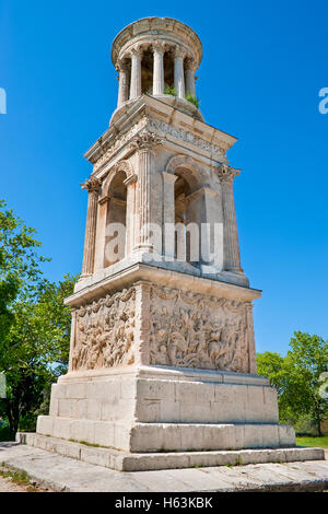 Il Mausoleo di Julii in Glanum è uno dei meglio conservati di mausolei di epoca romana Saint-Remy-de-Provence, Francia. Foto Stock