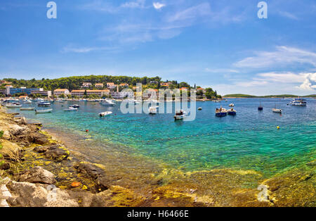 Isola di Hvar vista fronte mare, Dalmazia, Croazia Foto Stock